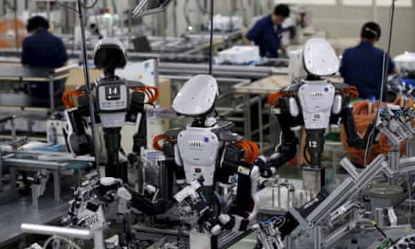 Robotics in Manufacturing Save Money and Time
