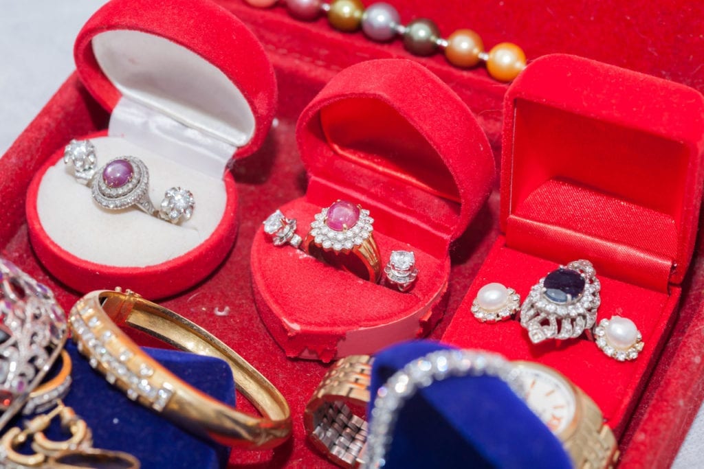 Top Things to Know While Buying Pre-Owned Jewelry. Pre Owned Jewelry Online