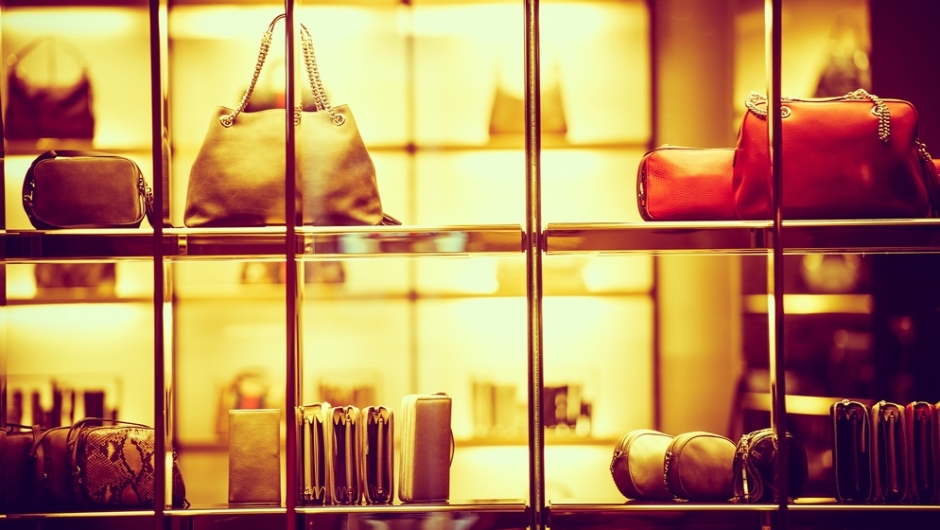 How to Choose Suitable Luxury Accessories to Reduce the Risk of Depreciation