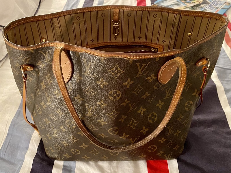 Louis Vuitton The Neverfull Bag