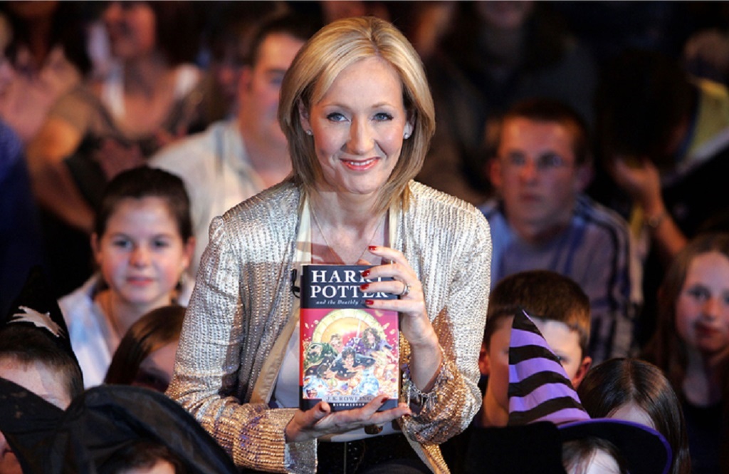 You love Harry Potter, but Do You Know its Author, J.K. Rowling