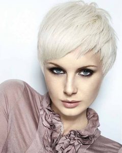 smooth pixie hairstyle